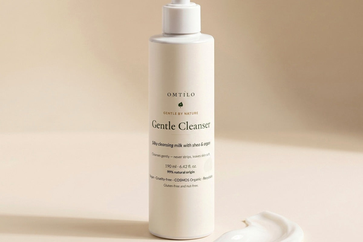 The OMTILO Gentle Cleanser with a soft dollop of cleansing milk